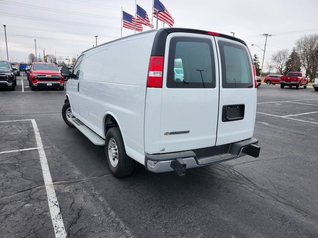 2023 Chevrolet Express 2500 Work Van Cargo Green Bay WI