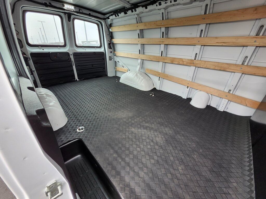 2023 Chevrolet Express 2500 Work Van Cargo Green Bay WI