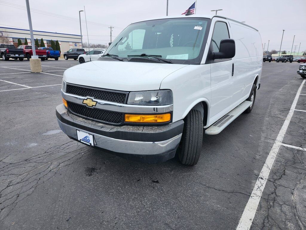 2023 Chevrolet Express 2500 Work Van Cargo Green Bay WI
