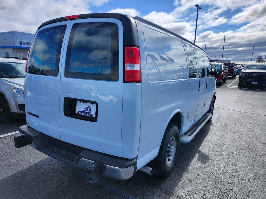 2023 Chevrolet Express 2500 Work Van Cargo Green Bay WI