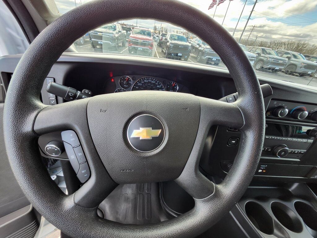 2023 Chevrolet Express 2500 Work Van Cargo Green Bay WI