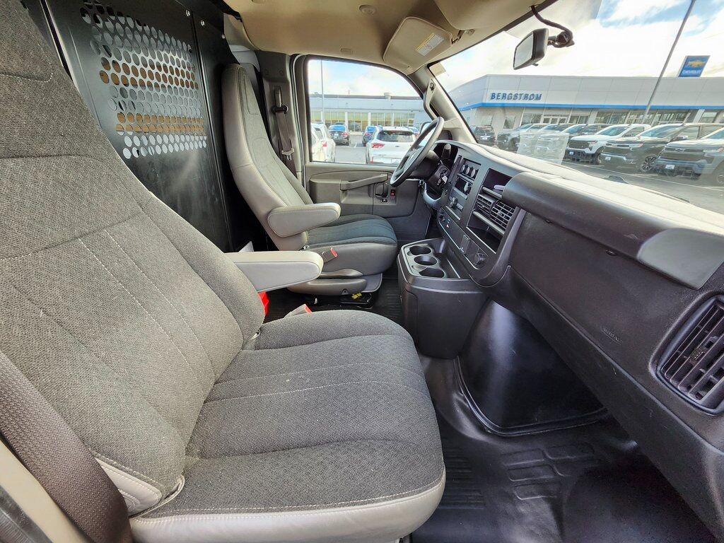 2023 Chevrolet Express 2500 Work Van Cargo Green Bay WI