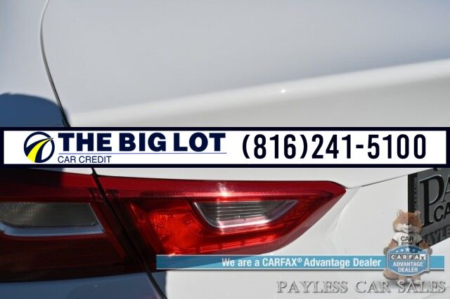 2023 Chevrolet Malibu LS / Auto Start / Premium Cloth Seats / Lane Departure & Forward Collision Alert / Apple CarPlay & Android Auto / Cruise Control /Keyless Entry & Start / Back Up Camera / 35MPG / 1-Owner Banglore