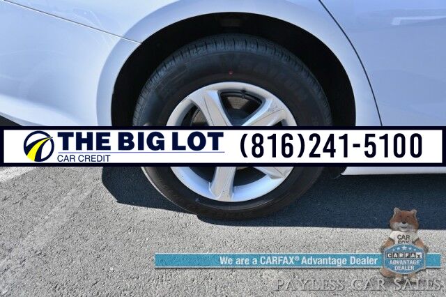 2023 Chevrolet Malibu LS / Auto Start / Premium Cloth Seats / Lane Departure & Forward Collision Alert / Apple CarPlay & Android Auto / Cruise Control /Keyless Entry & Start / Back Up Camera / 35MPG / 1-Owner Banglore