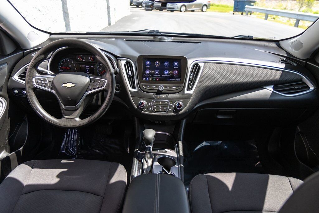 2023 Chevrolet Malibu LT Kenosha WI