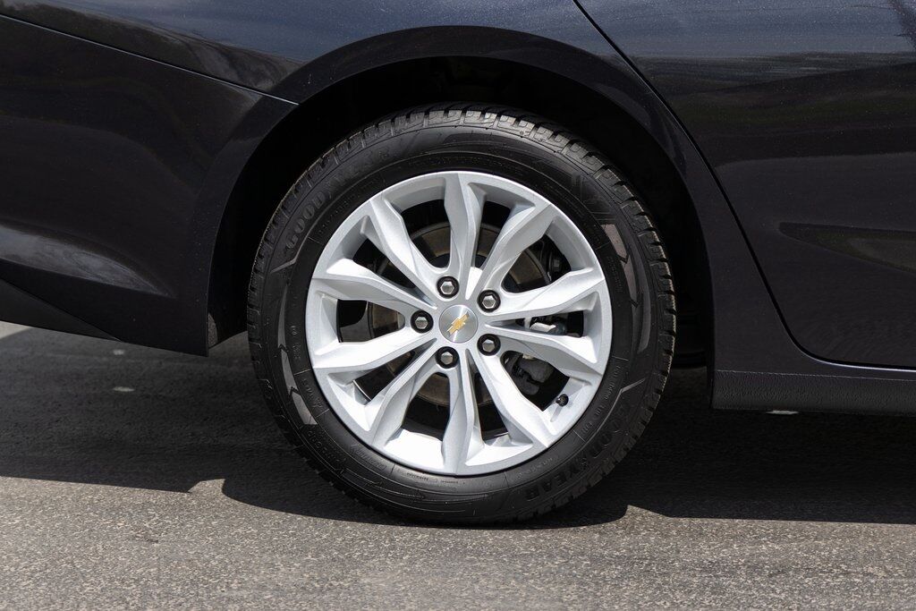 2023 Chevrolet Malibu LT Kenosha WI