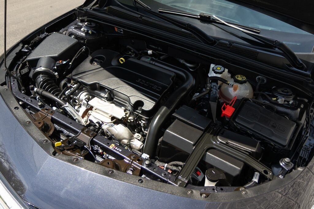 2023 Chevrolet Malibu LT Kenosha WI