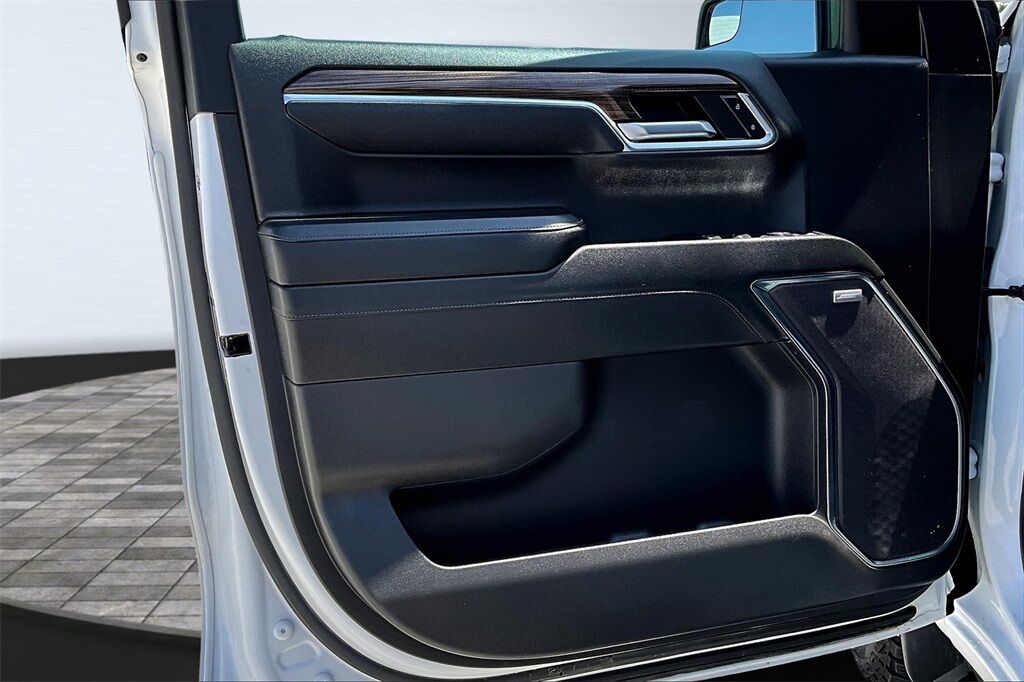 2023 Chevrolet Silverado 1500 RST Quincy MA