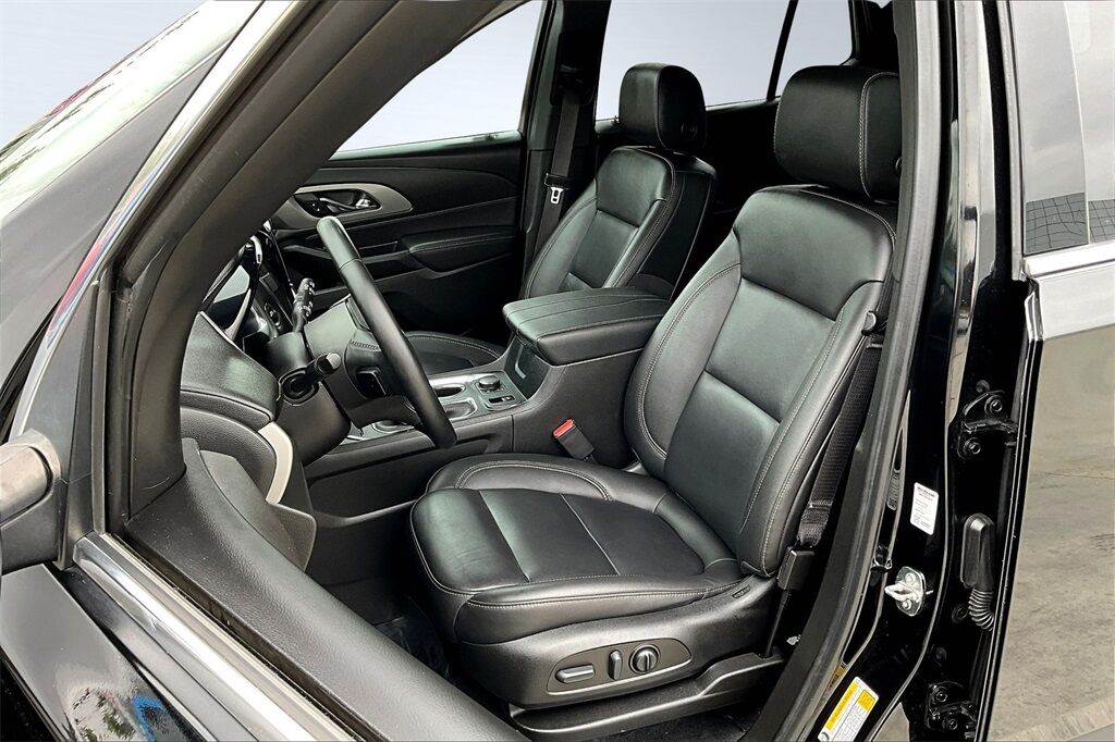 2023 Chevrolet Traverse LT Leather Quincy MA