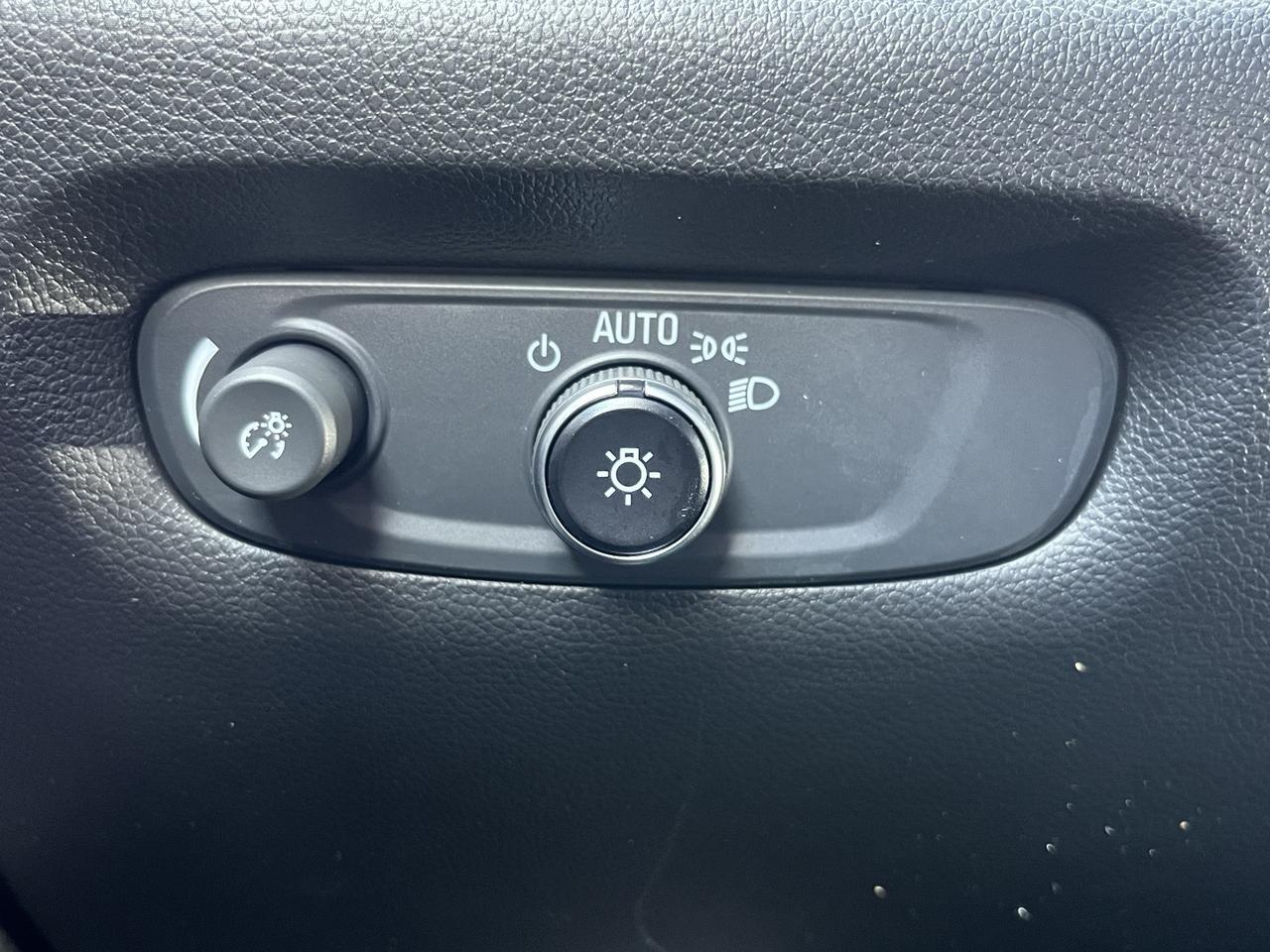 2023 Chevrolet Traverse LT Leather Glen Burnie MD