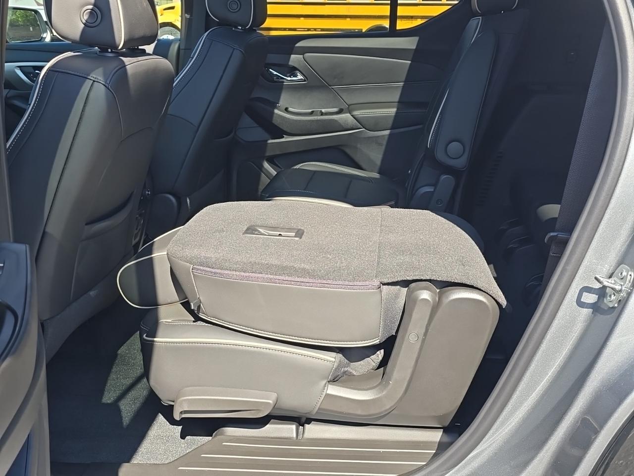 2023 Chevrolet Traverse Premier Gaithersburg MD