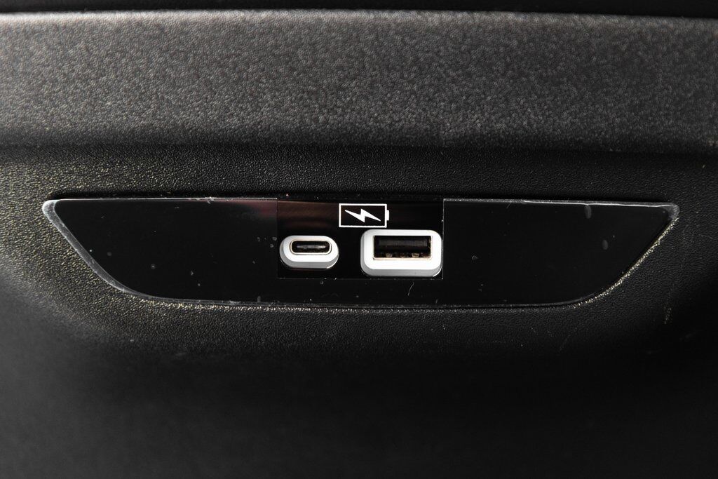 2023 Chrysler Pacifica Hybrid Limited Kenosha WI