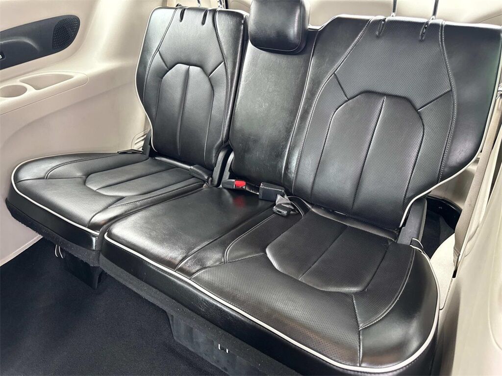 2023 Chrysler Pacifica Limited Quincy MA