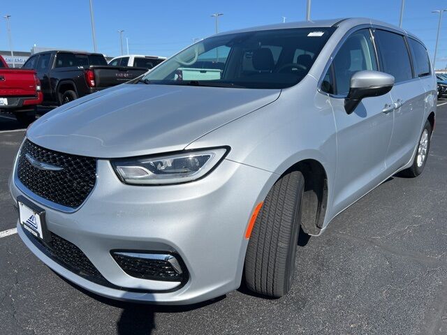2023 Chrysler Pacifica Touring L Green Bay WI