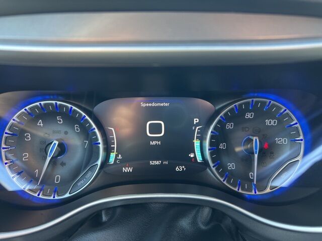 2023 Chrysler Pacifica Touring L Green Bay WI