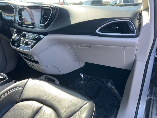 2023 Chrysler Pacifica Touring L Green Bay WI