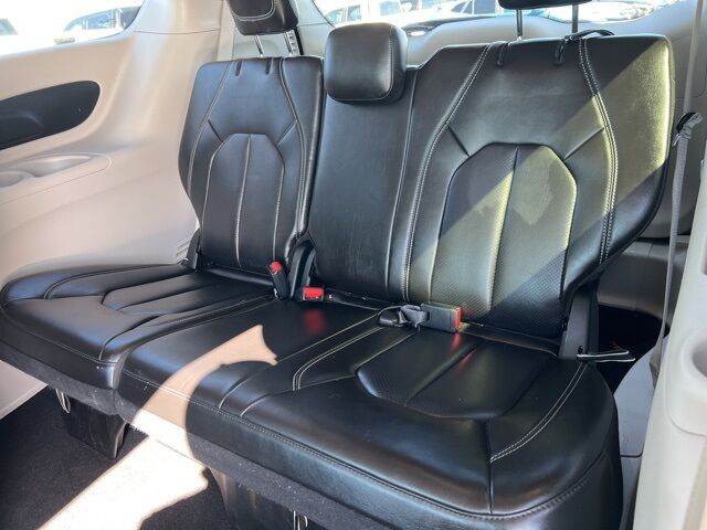 2023 Chrysler Pacifica Touring L Green Bay WI