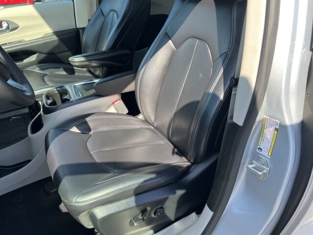 2023 Chrysler Pacifica Touring L Green Bay WI