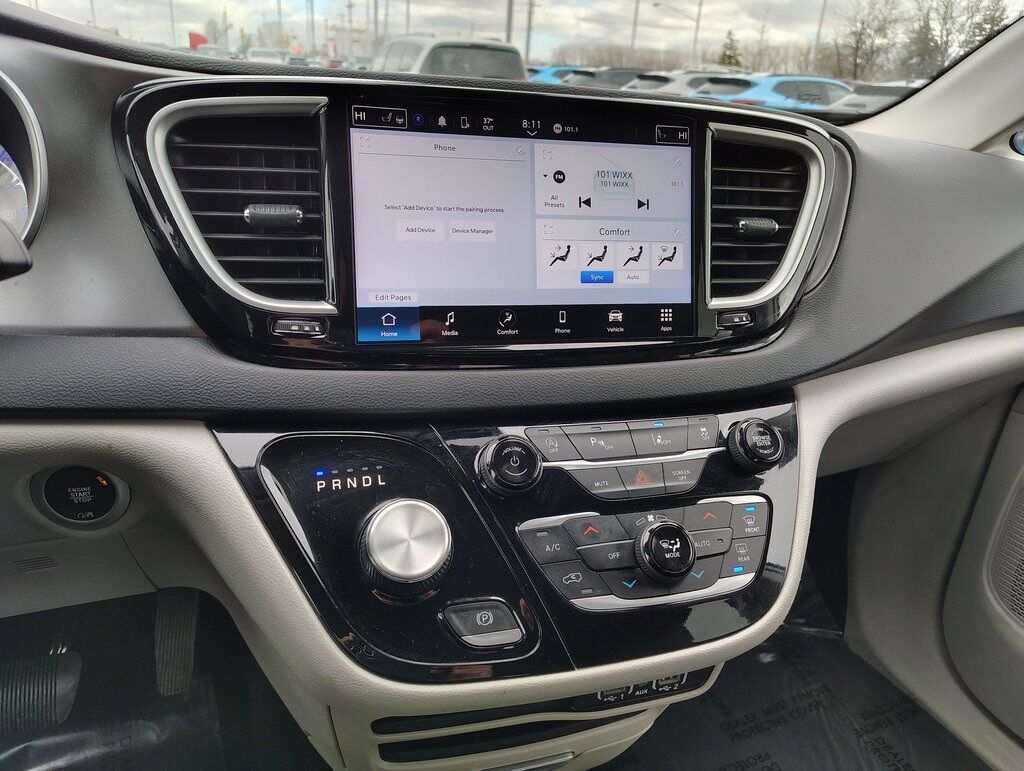 2023 Chrysler Pacifica Touring L Green Bay WI