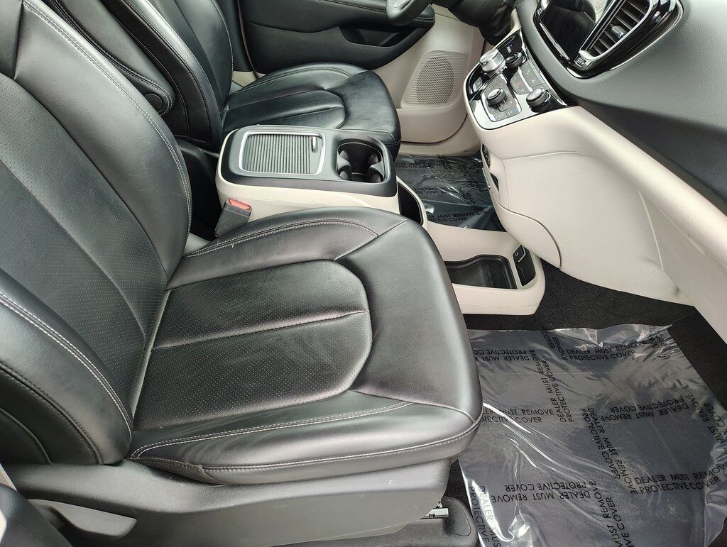 2023 Chrysler Pacifica Touring L Green Bay WI