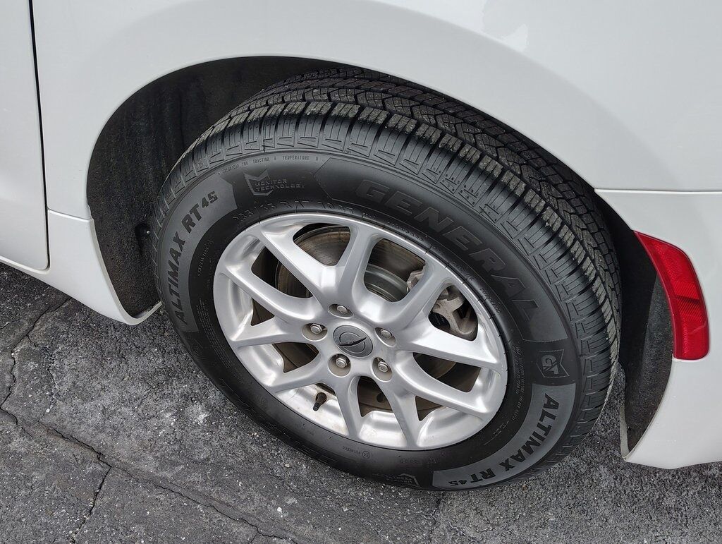 2023 Chrysler Pacifica Touring L Green Bay WI