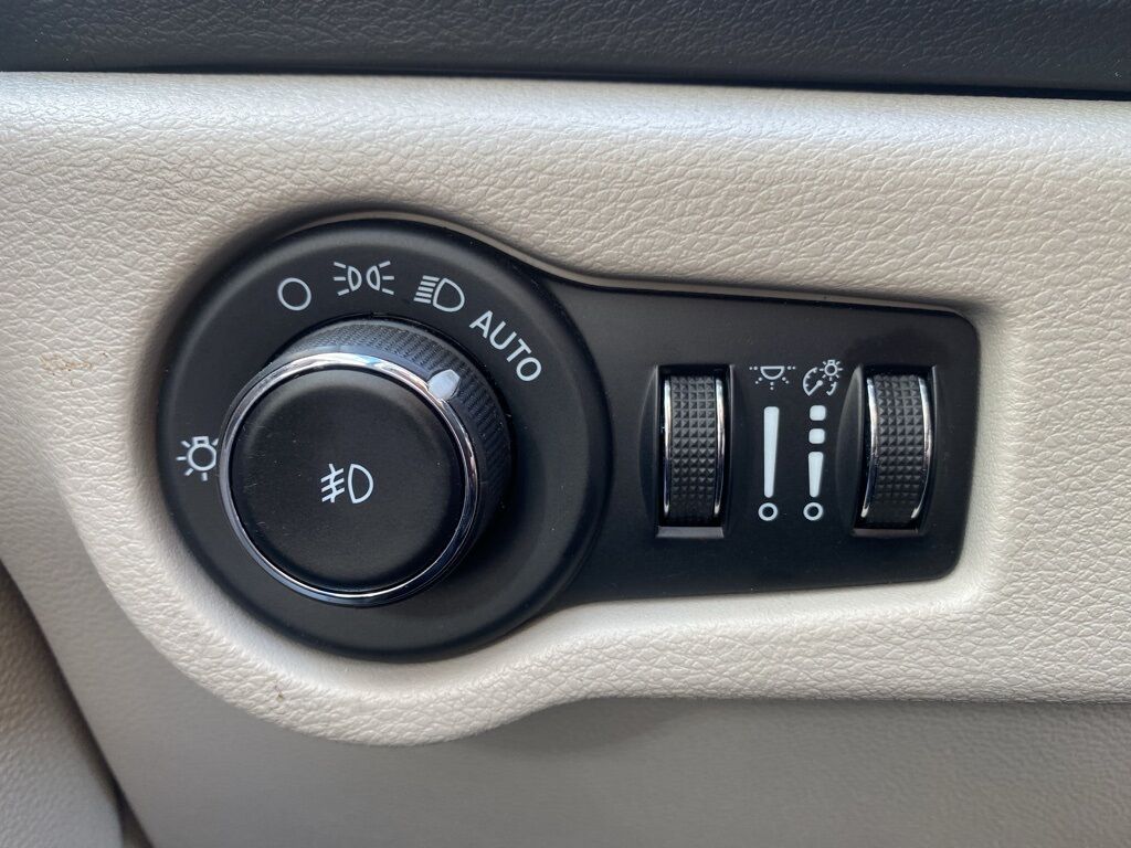 2023 Chrysler Pacifica Touring L Green Bay WI