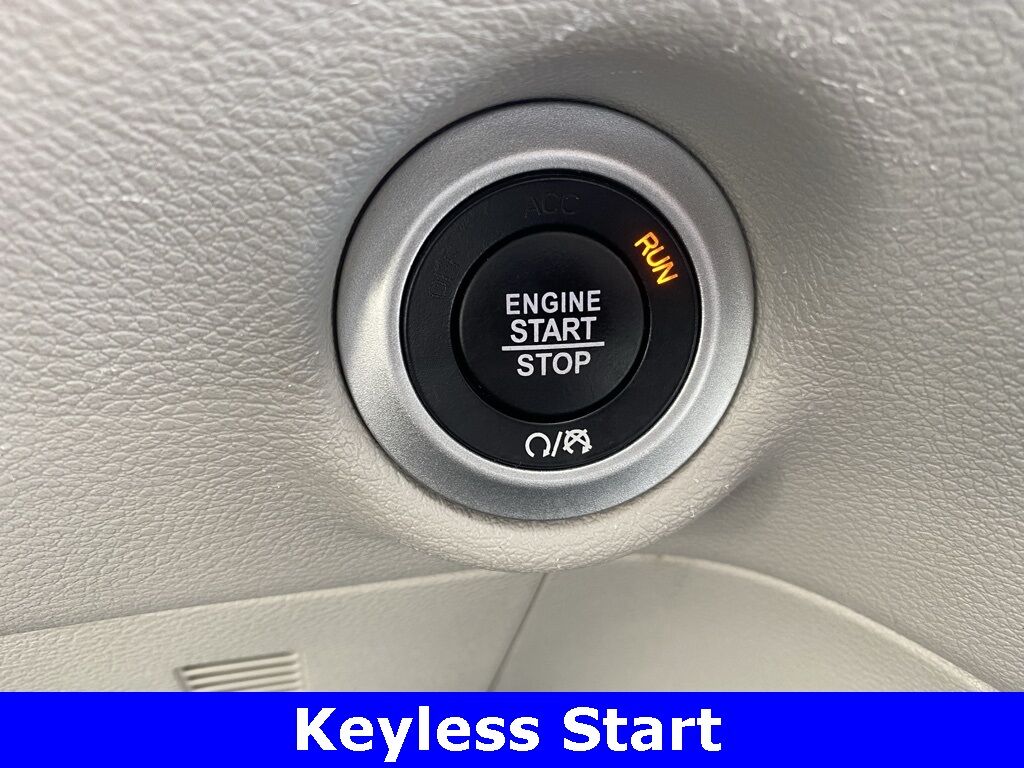 2023 Chrysler Pacifica Touring L Green Bay WI