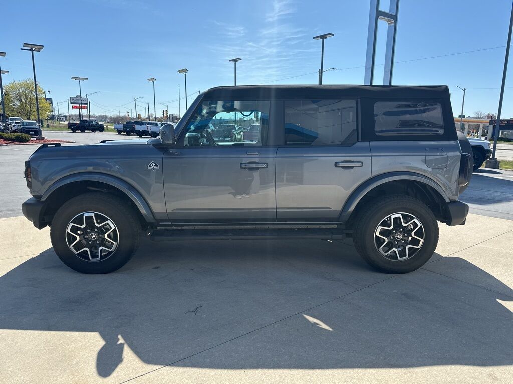 2023 Ford Bronco Outer Banks Manitowoc WI
