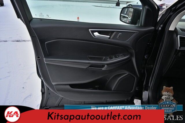 2023 Ford Edge SE / AWD / Premium Cloth Seats / Lane Departure & Blind Spot Alert / Apple CarPlay & Android Auto / Bluetooth / Back Up Camera / Keyless Entry & Start / Auto High Beam Headlights / 28 MPG / 1-Owner Banglore