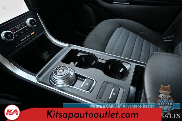 2023 Ford Edge SE / AWD / Premium Cloth Seats / Lane Departure & Blind Spot Alert / Apple CarPlay & Android Auto / Bluetooth / Back Up Camera / Keyless Entry & Start / Auto High Beam Headlights / 28 MPG / 1-Owner Banglore