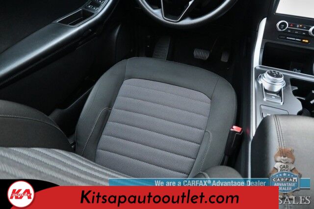 2023 Ford Edge SE / AWD / Premium Cloth Seats / Lane Departure & Blind Spot Alert / Apple CarPlay & Android Auto / Bluetooth / Back Up Camera / Keyless Entry & Start / Auto High Beam Headlights / 28 MPG / 1-Owner Banglore