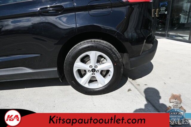 2023 Ford Edge SE / AWD / Premium Cloth Seats / Lane Departure & Blind Spot Alert / Apple CarPlay & Android Auto / Bluetooth / Back Up Camera / Keyless Entry & Start / Auto High Beam Headlights / 28 MPG / 1-Owner Banglore