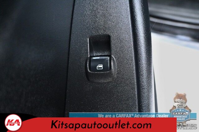 2023 Ford Edge SE / AWD / Premium Cloth Seats / Lane Departure & Blind Spot Alert / Apple CarPlay & Android Auto / Bluetooth / Back Up Camera / Keyless Entry & Start / Auto High Beam Headlights / 28 MPG / 1-Owner Banglore
