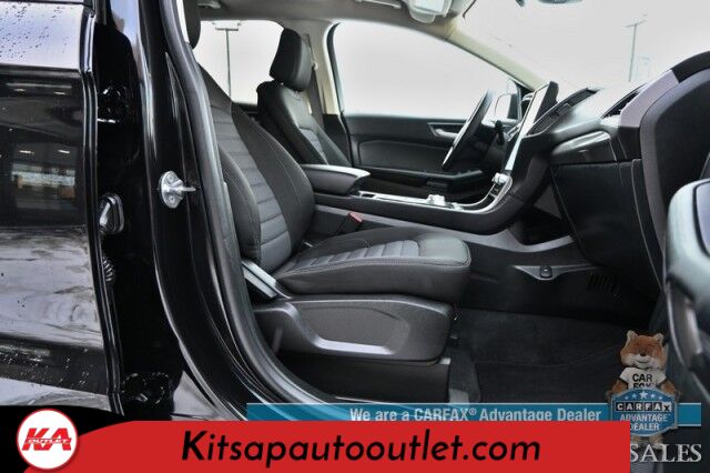 2023 Ford Edge SE / AWD / Premium Cloth Seats / Lane Departure & Blind Spot Alert / Apple CarPlay & Android Auto / Bluetooth / Back Up Camera / Keyless Entry & Start / Auto High Beam Headlights / 28 MPG / 1-Owner Banglore