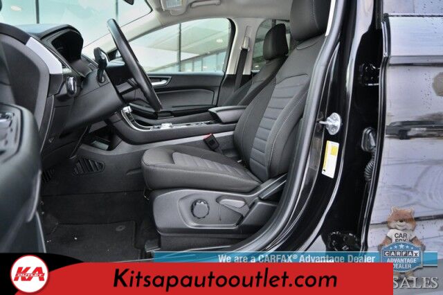 2023 Ford Edge SE / AWD / Premium Cloth Seats / Lane Departure & Blind Spot Alert / Apple CarPlay & Android Auto / Bluetooth / Back Up Camera / Keyless Entry & Start / Auto High Beam Headlights / 28 MPG / 1-Owner Banglore