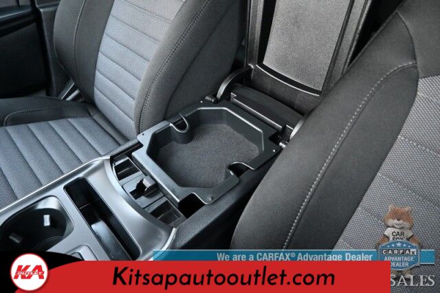 2023 Ford Edge SE / AWD / Premium Cloth Seats / Lane Departure & Blind Spot Alert / Apple CarPlay & Android Auto / Bluetooth / Back Up Camera / Keyless Entry & Start / Auto High Beam Headlights / 28 MPG / 1-Owner Banglore