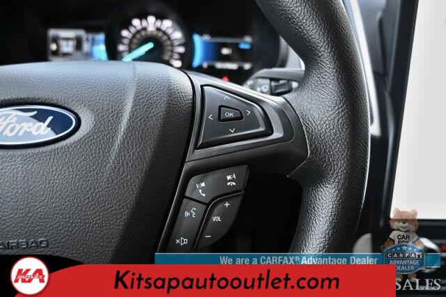 2023 Ford Edge SE / AWD / Premium Cloth Seats / Lane Departure & Blind Spot Alert / Apple CarPlay & Android Auto / Bluetooth / Back Up Camera / Keyless Entry & Start / Auto High Beam Headlights / 28 MPG / 1-Owner Banglore