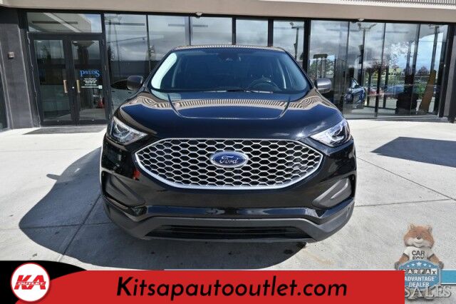 2023 Ford Edge SE / AWD / Premium Cloth Seats / Lane Departure & Blind Spot Alert / Apple CarPlay & Android Auto / Bluetooth / Back Up Camera / Keyless Entry & Start / Auto High Beam Headlights / 28 MPG / 1-Owner Banglore