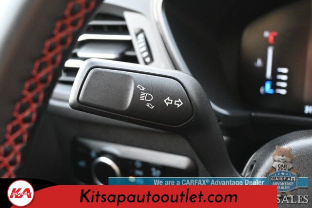2023 Ford Escape ST-Line / AWD / Auto Start / Cold Weather Pkg / Heated Leather Trim Seats / Heated Steering Wheel / Blind Spot & Lane Departure Alert / Backup Camera / Keyless Entry & Start / Apple CarPlay & Android Auto / 1-Owner Banglore