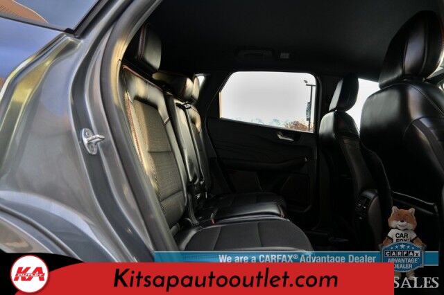 2023 Ford Escape ST-Line / AWD / Auto Start / Cold Weather Pkg / Heated Leather Trim Seats / Heated Steering Wheel / Blind Spot & Lane Departure Alert / Backup Camera / Keyless Entry & Start / Apple CarPlay & Android Auto / 1-Owner Banglore
