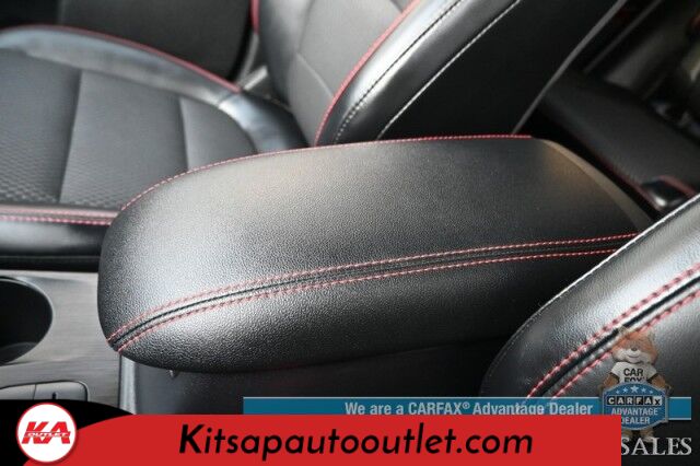 2023 Ford Escape ST-Line / AWD / Auto Start / Cold Weather Pkg / Heated Leather Trim Seats / Heated Steering Wheel / Blind Spot & Lane Departure Alert / Backup Camera / Keyless Entry & Start / Apple CarPlay & Android Auto / 1-Owner Banglore