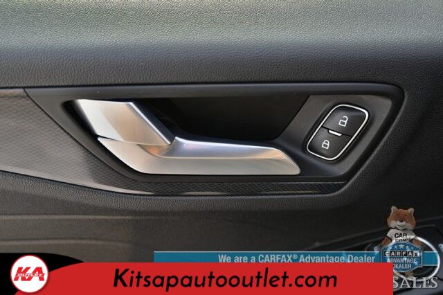 2023 Ford Escape ST-Line / AWD / Auto Start / Cold Weather Pkg / Heated Leather Trim Seats / Heated Steering Wheel / Blind Spot & Lane Departure Alert / Backup Camera / Keyless Entry & Start / Apple CarPlay & Android Auto / 1-Owner Banglore