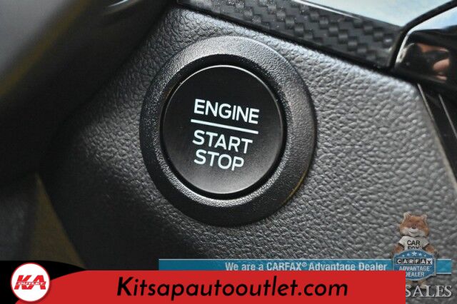 2023 Ford Escape ST-Line / AWD / Auto Start / Cold Weather Pkg / Heated Leather Trim Seats / Heated Steering Wheel / Blind Spot & Lane Departure Alert / Backup Camera / Keyless Entry & Start / Apple CarPlay & Android Auto / 1-Owner Banglore