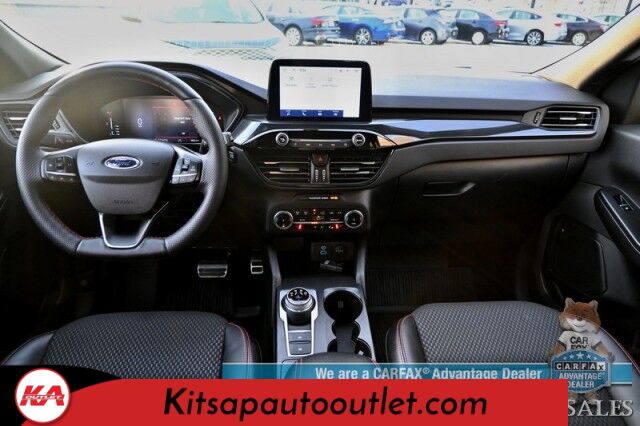 2023 Ford Escape ST-Line / AWD / Auto Start / Cold Weather Pkg / Heated Leather Trim Seats / Heated Steering Wheel / Blind Spot & Lane Departure Alert / Backup Camera / Keyless Entry & Start / Apple CarPlay & Android Auto / 1-Owner Banglore