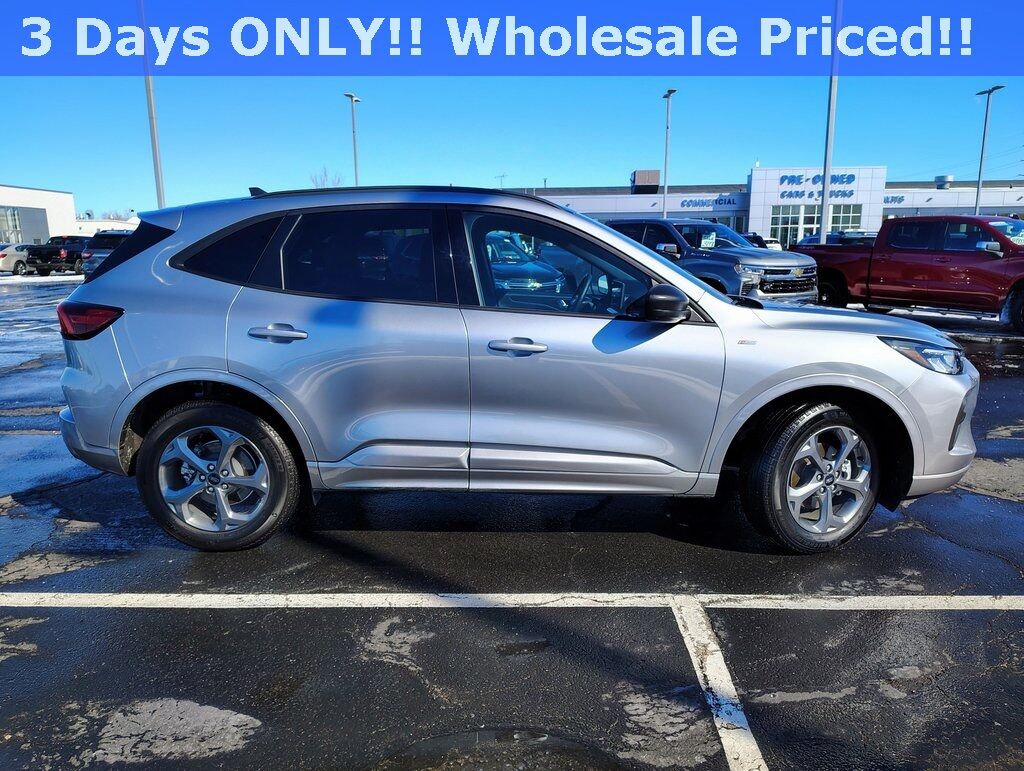 2023 Ford Escape ST-Line Green Bay WI