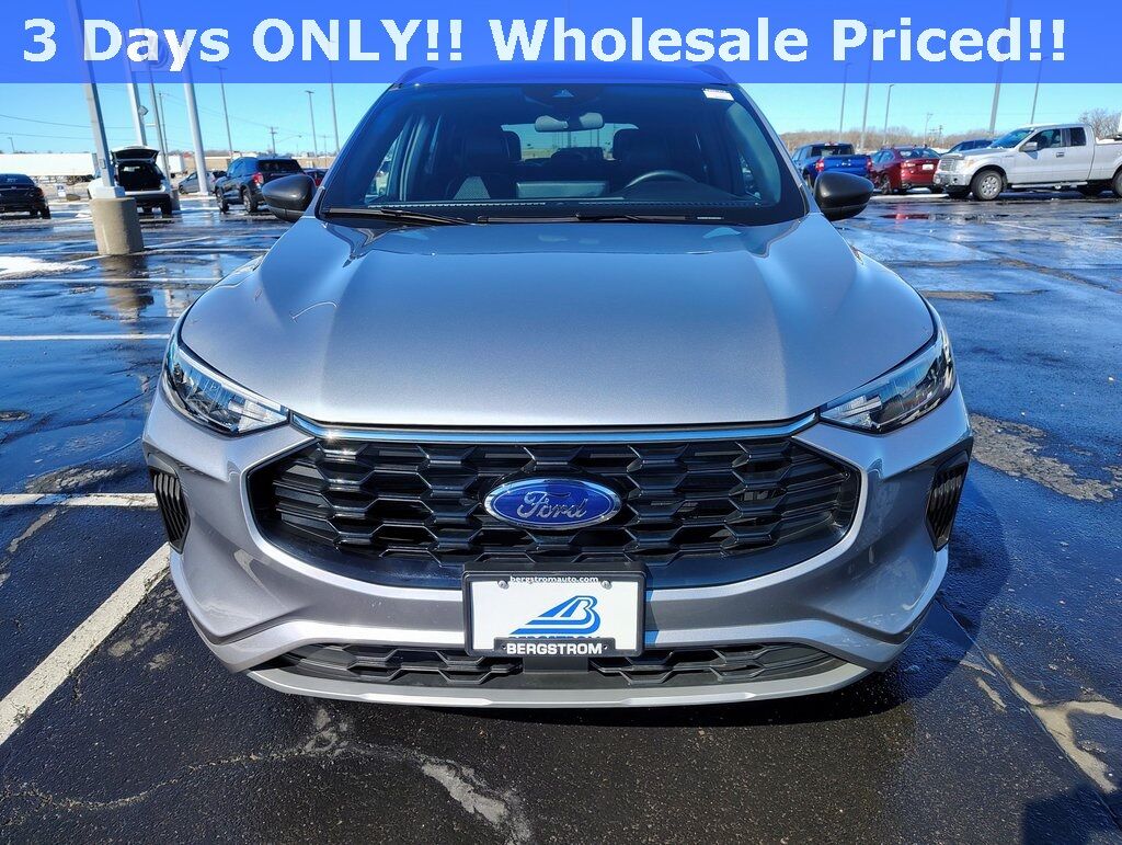 2023 Ford Escape ST-Line Green Bay WI