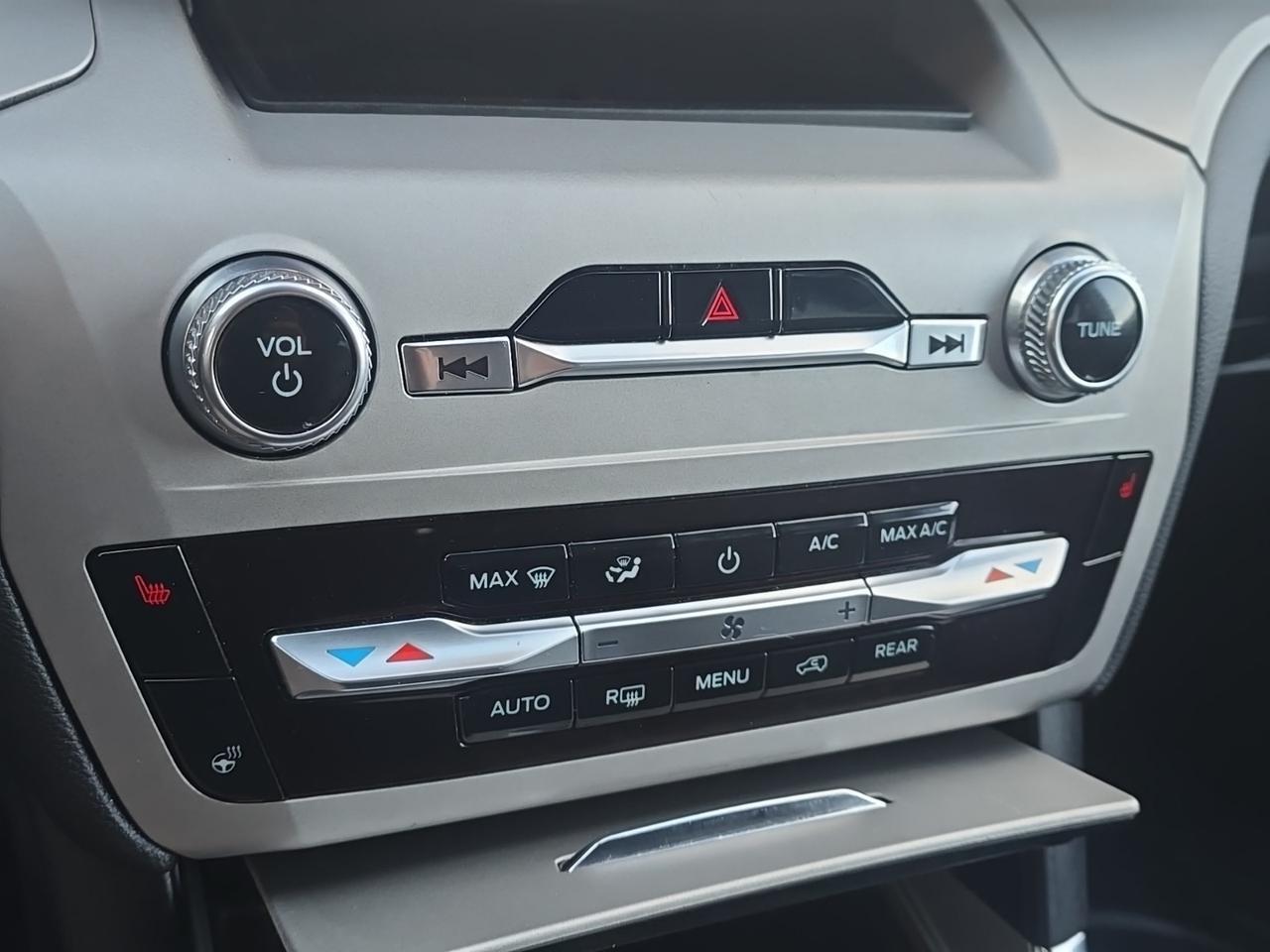 2023 Ford Explorer XLT Gaithersburg MD