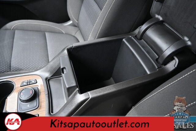 2023 GMC Acadia SLE / AWD / Elevation Edition / Driver Convenience & Trailering Pkg / Auto Start / Power & Heated Seats / Lane Departure & Blind Spot Alert / Rear Captain Chairs / 3rd Row / Seats 6 / Tow Pkg / Block Heater Banglore