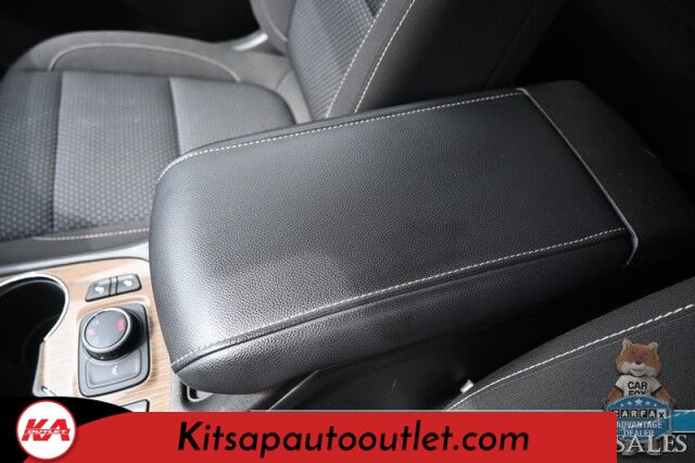 2023 GMC Acadia SLE / AWD / Elevation Edition / Driver Convenience & Trailering Pkg / Auto Start / Power & Heated Seats / Lane Departure & Blind Spot Alert / Rear Captain Chairs / 3rd Row / Seats 6 / Tow Pkg / Block Heater Banglore