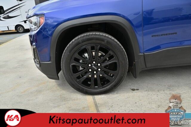 2023 GMC Acadia SLE / AWD / Elevation Edition / Driver Convenience & Trailering Pkg / Auto Start / Power & Heated Seats / Lane Departure & Blind Spot Alert / Rear Captain Chairs / 3rd Row / Seats 6 / Tow Pkg / Block Heater Banglore